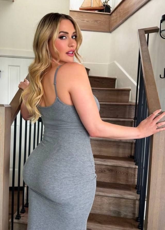 PAYMENT ON ARRIVAL IN PERSON ✅ 💯I HAVE A SEXY BODY😍BIG ASS🍑,NICE BOOBS,TIGHT PUSSY🐱💋CLEAN👅JUICY💦🍦YOU CAN SPEND THE NIGHT😇 📱:+ - Image 3